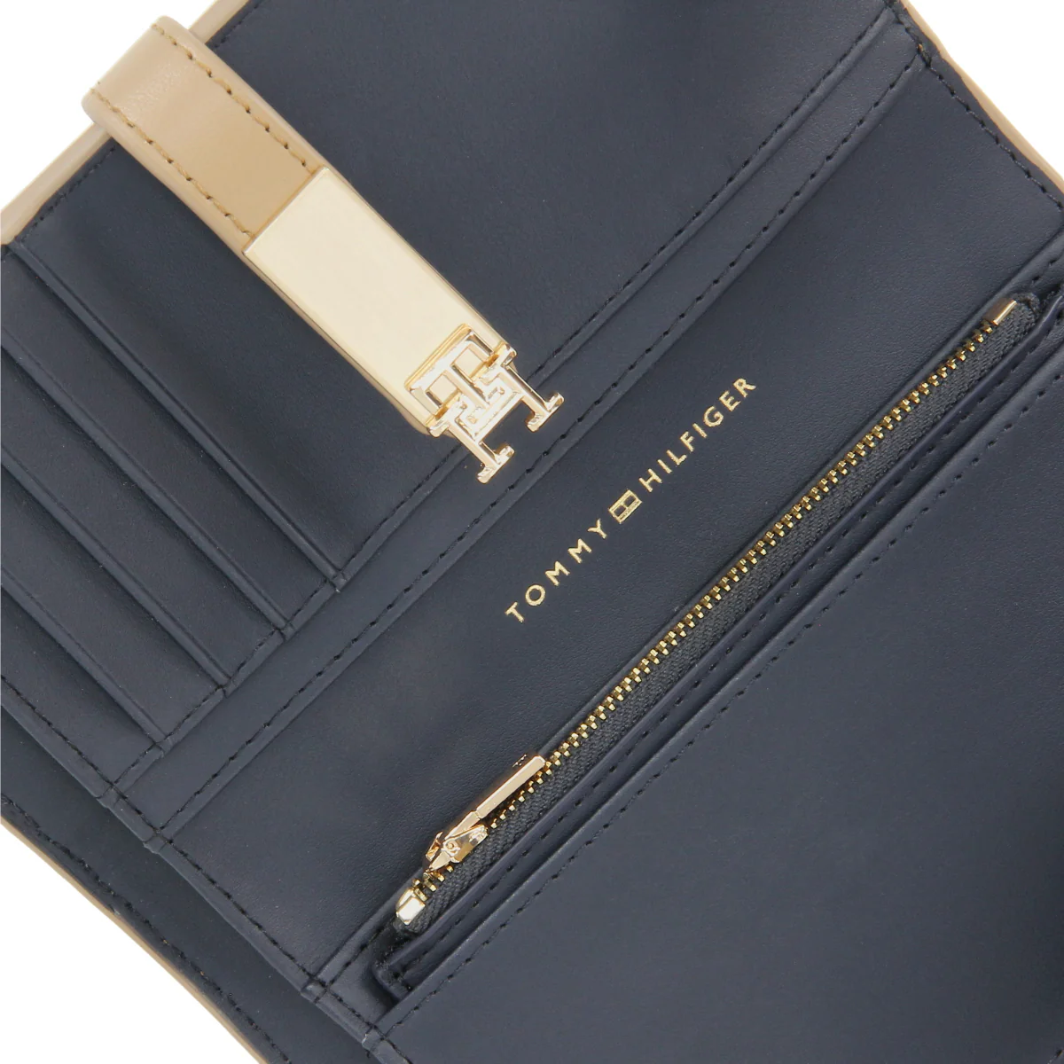 Th Heritage Med Wallet - Image 4
