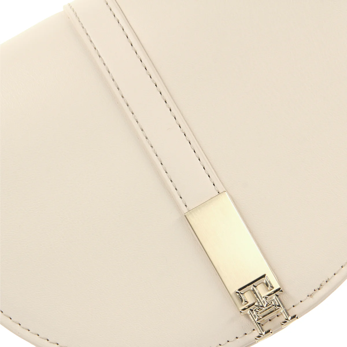 Th Heritage Saddle Bag - Image 4